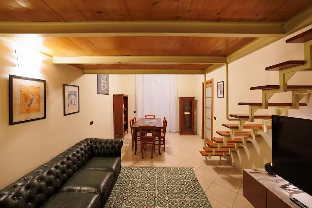 The San Gregorio Armeno Apartment By Houseinnaples 0*, Naples Italy